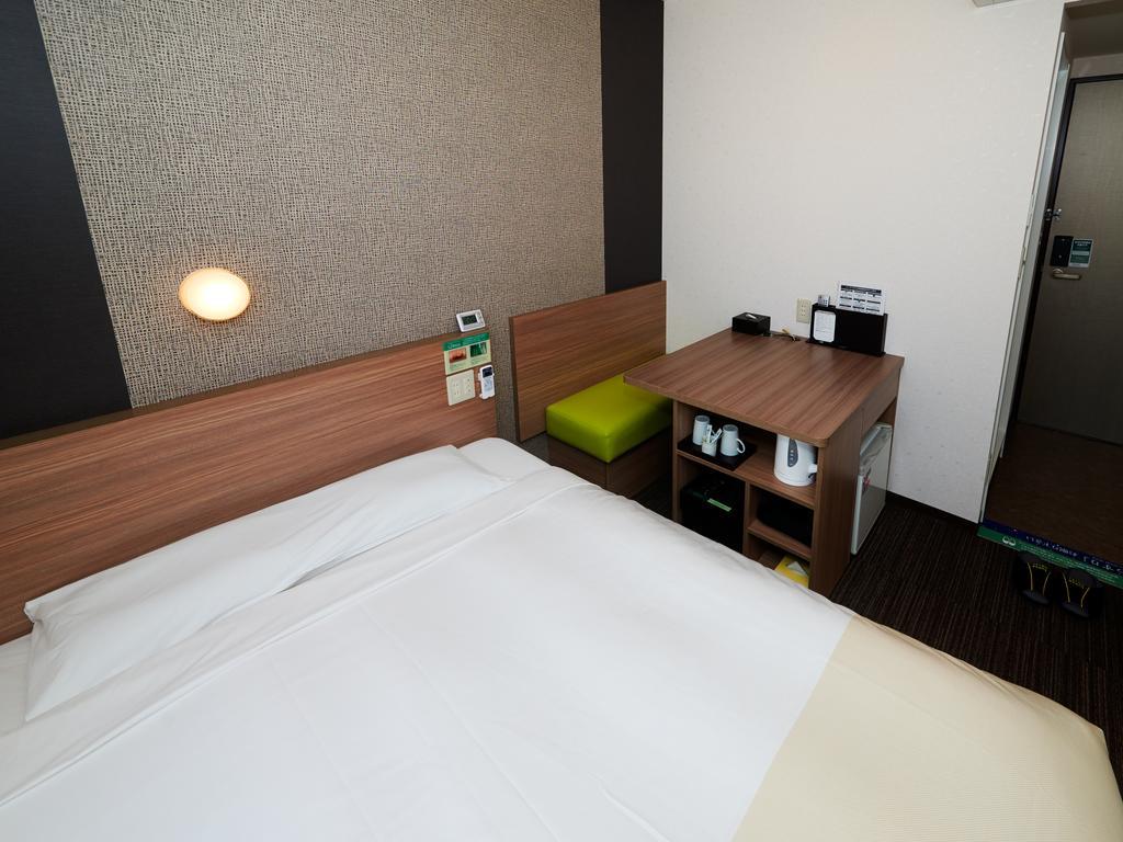 Super Hotel Shinjuku Kabukicho Prefektura Tokio Pokoj fotografie