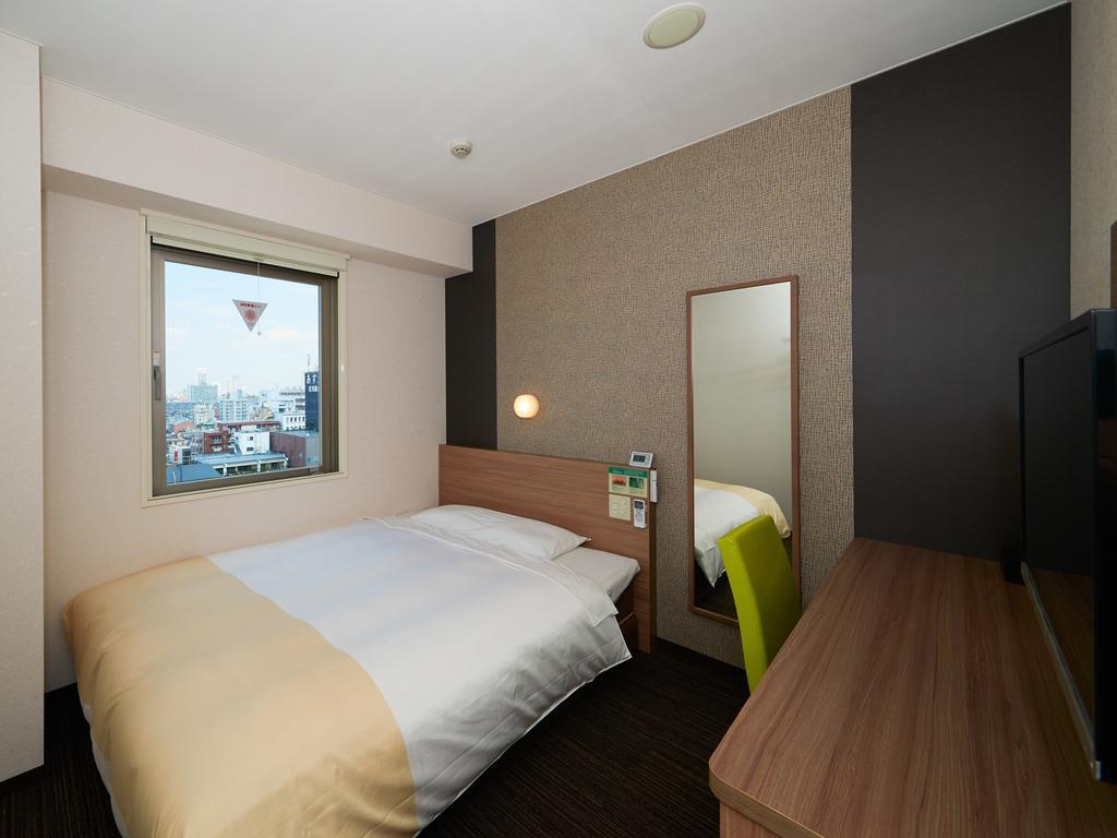 Super Hotel Shinjuku Kabukicho Prefektura Tokio Pokoj fotografie